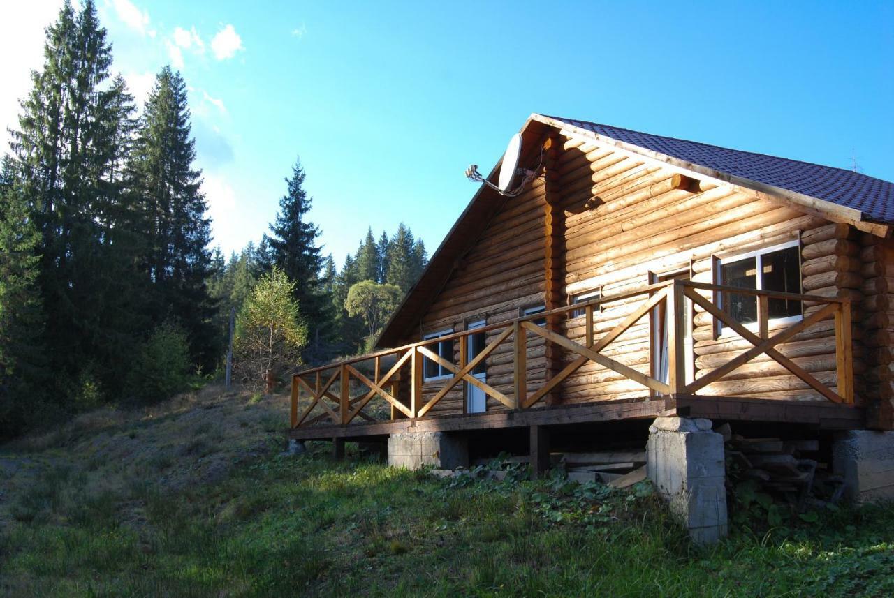 Cheres Hotel Yablunytsya Luaran gambar