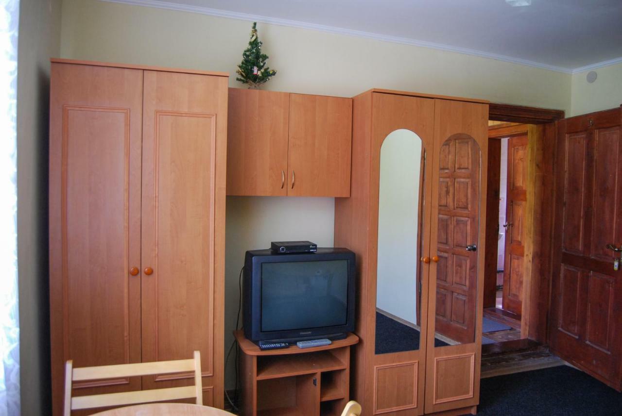 Cheres Hotel Yablunytsya Luaran gambar